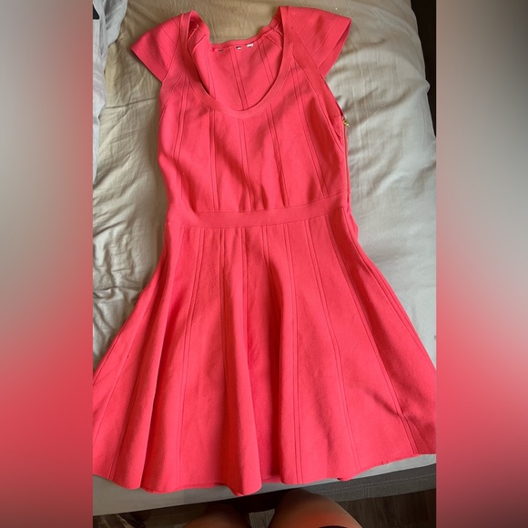 Guess Bodycon Dress Pink/Coral - Picture 6 of 6
